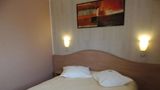 <b>Lerelais du Parisis Room</b>. Images powered by <a href="https://iceportal.shijigroup.com/" title="IcePortal" target="_blank">IcePortal</a>.