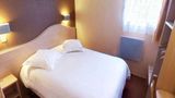 <b>Lerelais du Parisis Room</b>. Images powered by <a href="https://iceportal.shijigroup.com/" title="IcePortal" target="_blank">IcePortal</a>.
