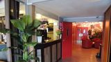 <b>Lerelais du Parisis Lobby</b>. Images powered by <a href="https://iceportal.shijigroup.com/" title="IcePortal" target="_blank">IcePortal</a>.