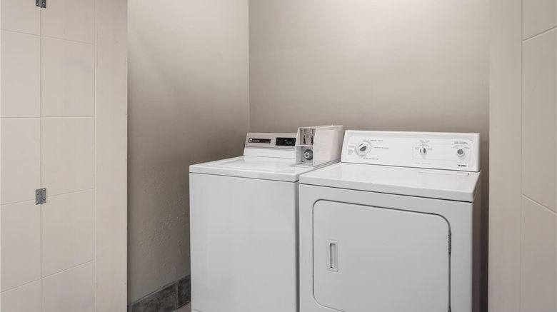 <b>Anchor Inn & Suites, BW Signature Coll Other</b>. Images powered by <a href="https://iceportal.shijigroup.com/" title="IcePortal" target="_blank">IcePortal</a>.