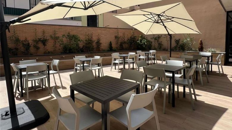 <b>Ibis Budget Logrono Centro Exterior</b>. Images powered by <a href="https://iceportal.shijigroup.com/" title="IcePortal" target="_blank">IcePortal</a>.