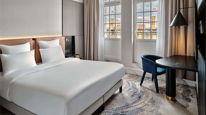 <b>Moevenpick Grand Hotel Wroclaw Suite</b>. Images powered by <a href="https://iceportal.shijigroup.com/" title="IcePortal" target="_blank">IcePortal</a>.
