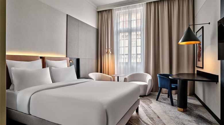 <b>Moevenpick Grand Hotel Wroclaw Room</b>. Images powered by <a href="https://iceportal.shijigroup.com/" title="IcePortal" target="_blank">IcePortal</a>.