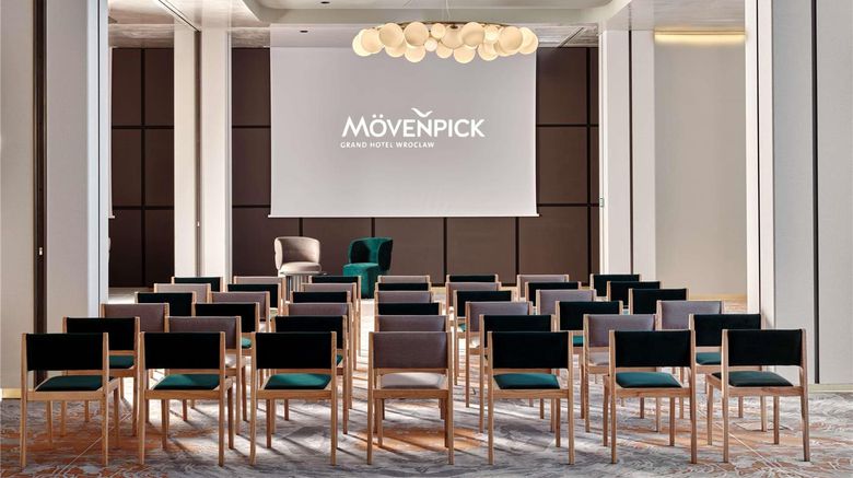 <b>Moevenpick Grand Hotel Wroclaw Meeting</b>. Images powered by <a href="https://iceportal.shijigroup.com/" title="IcePortal" target="_blank">IcePortal</a>.