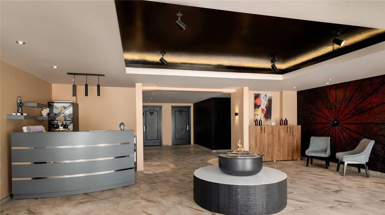 <b>Dolce by Wyndham Cesme Alacati Health</b>. Images powered by <a href="https://iceportal.shijigroup.com/" title="IcePortal" target="_blank">IcePortal</a>.