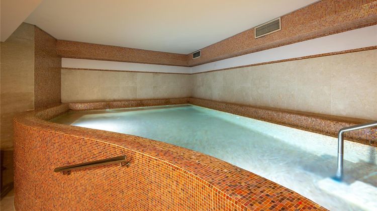 Sesimbra Oceanfront Hotel Pool