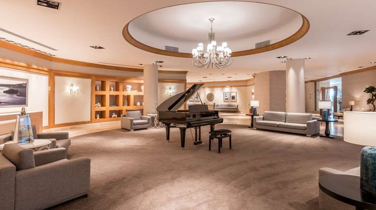 Sesimbra Oceanfront Hotel Lobby
