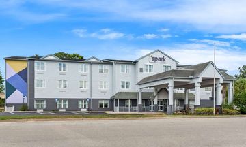 Spark by Hilton I95