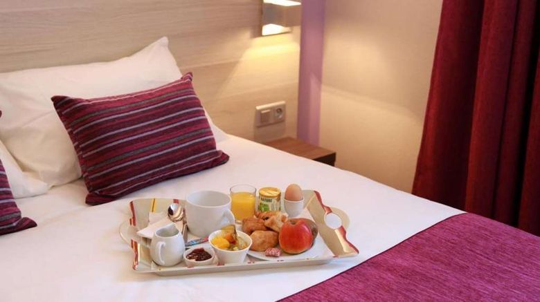 <b>Brit Hotel Vannes-Theix Room</b>. Images powered by <a href="https://iceportal.shijigroup.com/" title="IcePortal" target="_blank">IcePortal</a>.