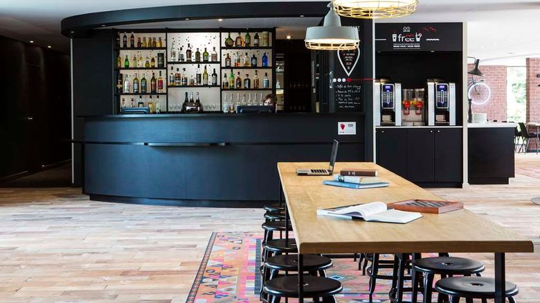 <b>Campanile Troyes Lobby</b>. Images powered by <a href="https://iceportal.shijigroup.com/" title="IcePortal" target="_blank">IcePortal</a>.