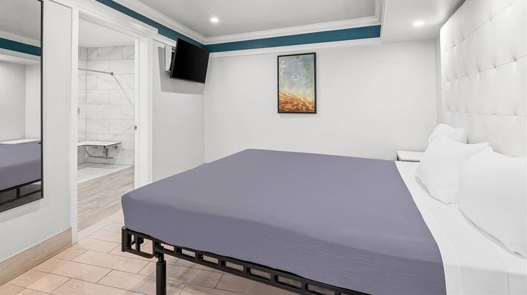 Rodeway Inn Commerce-Los Angeles Room