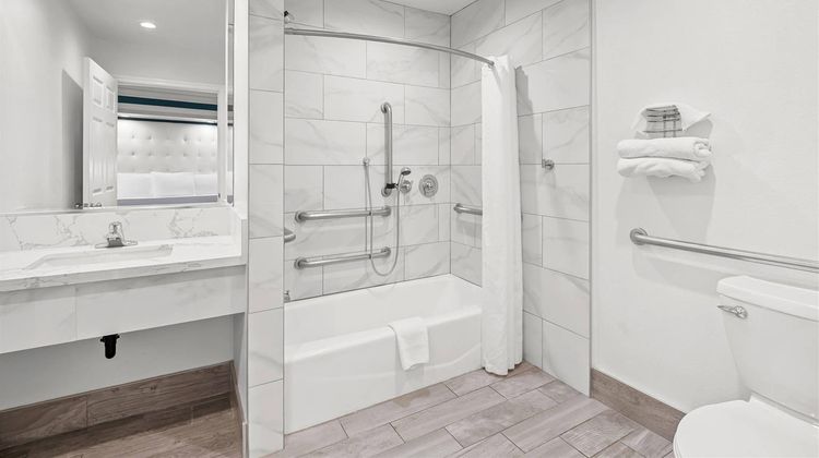 Rodeway Inn Commerce-Los Angeles Room