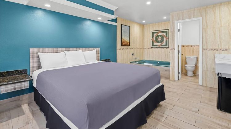 Rodeway Inn Commerce-Los Angeles Room
