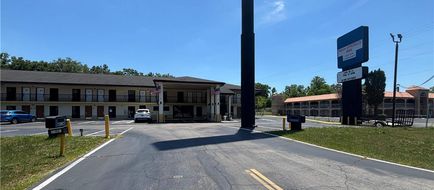 Alachua Inn Exterior