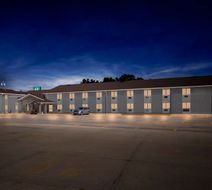 Quality Inn Oskaloosa Exterior