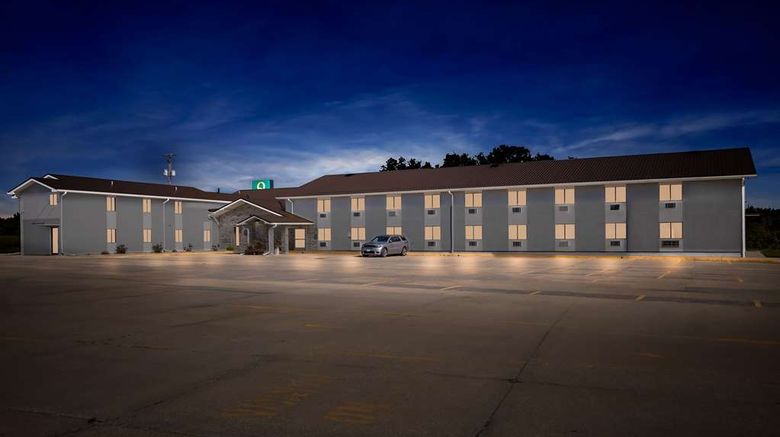 <b>Quality Inn Oskaloosa Exterior</b>. Images powered by <a href="https://iceportal.shijigroup.com/" title="IcePortal" target="_blank">IcePortal</a>.