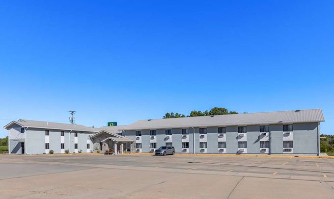 Quality Inn Oskaloosa Exterior