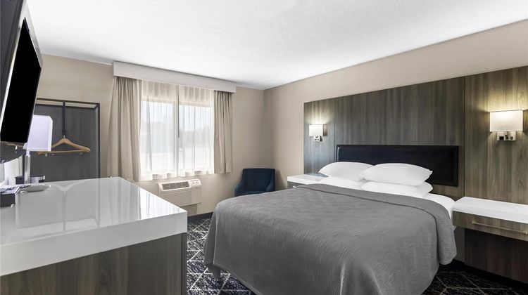 Quality Inn Oskaloosa Room