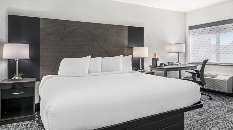 Sleep Inn Champaign Suite