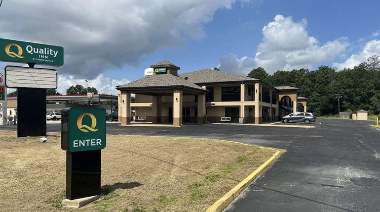 Quality Inn Kinder Exterior