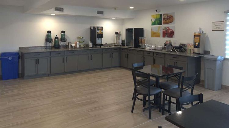 Quality Inn Kinder Restaurant