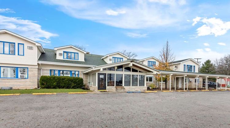 Rodeway Inn Exterior