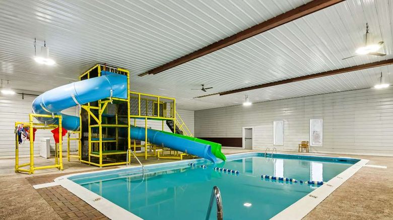 <b>Rodeway Inn Pool</b>. Images powered by <a href="https://iceportal.shijigroup.com/" title="IcePortal" target="_blank">IcePortal</a>.
