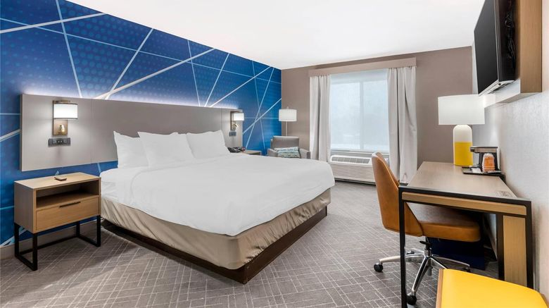 <b>Peach Tree Inn and Suites Room</b>. Images powered by <a href="https://iceportal.shijigroup.com/" title="IcePortal" target="_blank">IcePortal</a>.