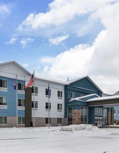 Peach Tree Inn and Suites
