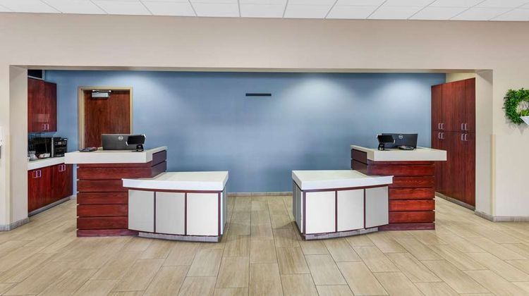 Quality Inn Columbus Lobby