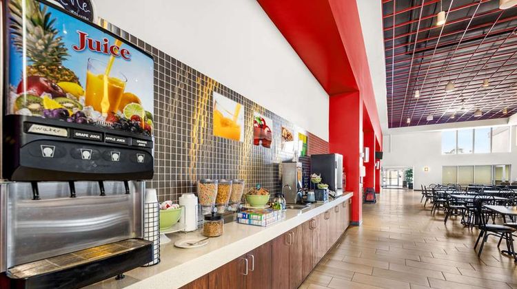 Quality Inn Columbus Restaurant