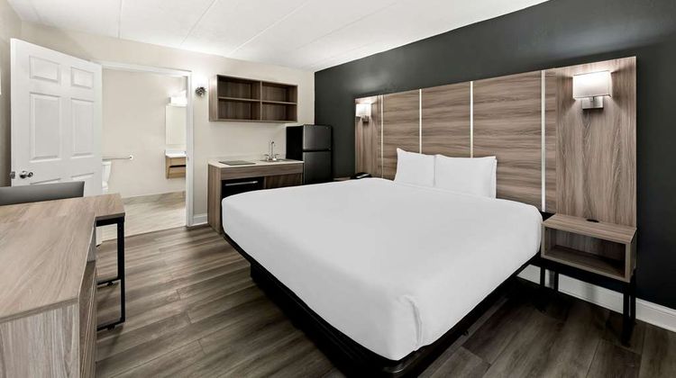 Suburban Studios Room
