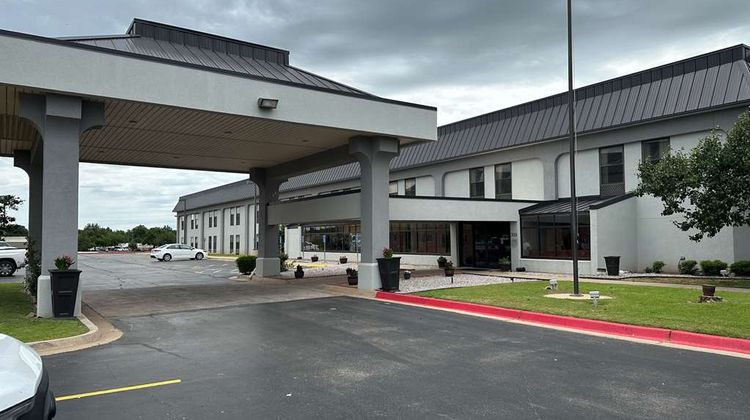 Quality Inn Norman Exterior