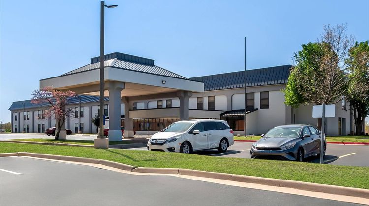 Quality Inn Norman Exterior