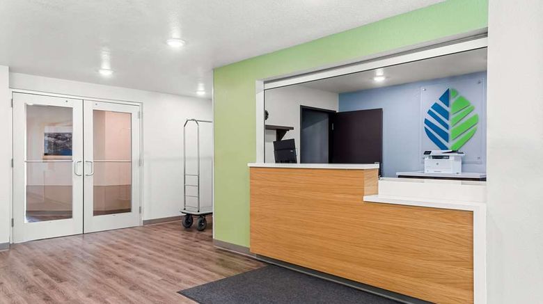 <b>WoodSpring Suites Waco South Lobby</b>. Images powered by <a href="https://iceportal.shijigroup.com/" title="IcePortal" target="_blank">IcePortal</a>.