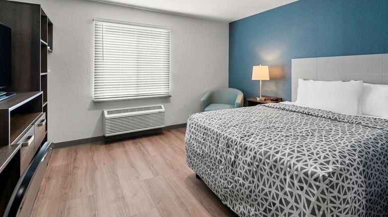<b>WoodSpring Suites Waco South Room</b>. Images powered by <a href="https://iceportal.shijigroup.com/" title="IcePortal" target="_blank">IcePortal</a>.