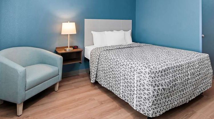WoodSpring Suites Waco South Room