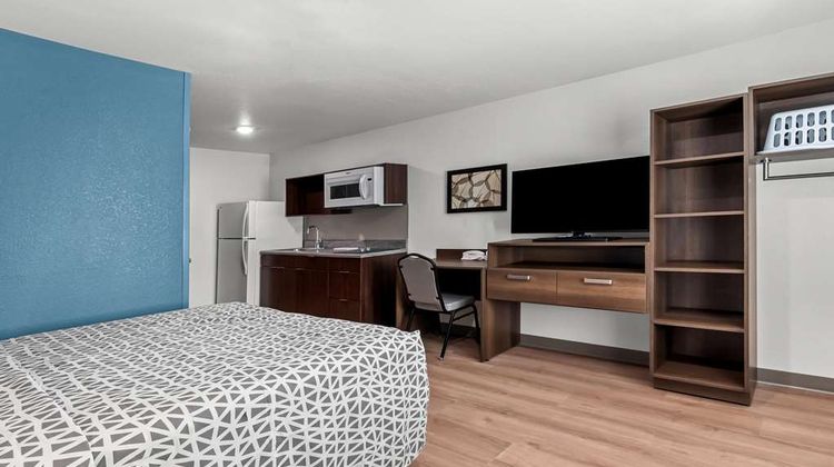 WoodSpring Suites Waco South Room