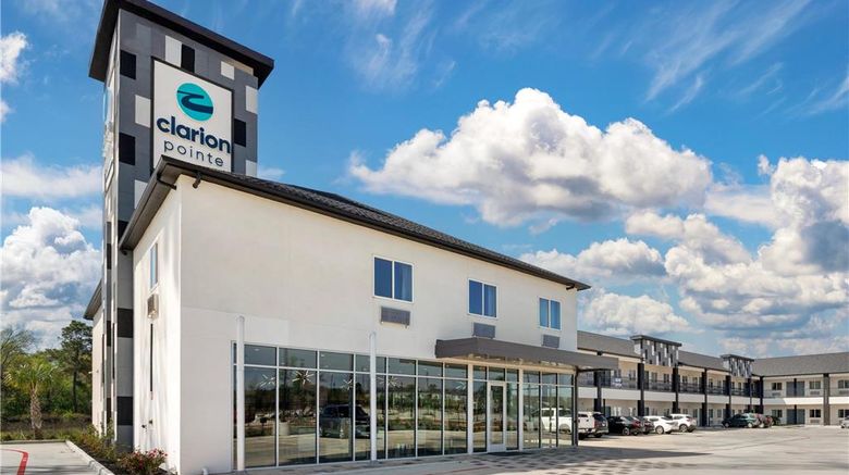 <b>Clarion Pointe Spring Houston North Exterior</b>. Images powered by <a href="https://iceportal.shijigroup.com/" title="IcePortal" target="_blank">IcePortal</a>.