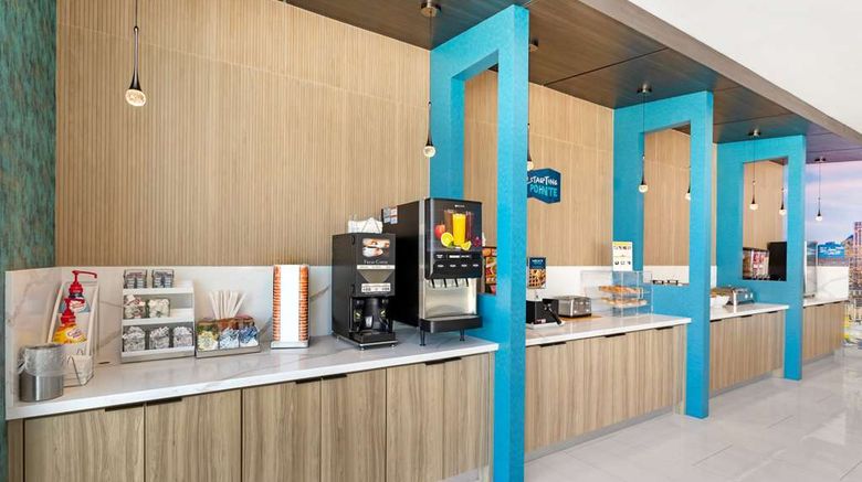 <b>Clarion Pointe Spring Houston North Restaurant</b>. Images powered by <a href="https://iceportal.shijigroup.com/" title="IcePortal" target="_blank">IcePortal</a>.