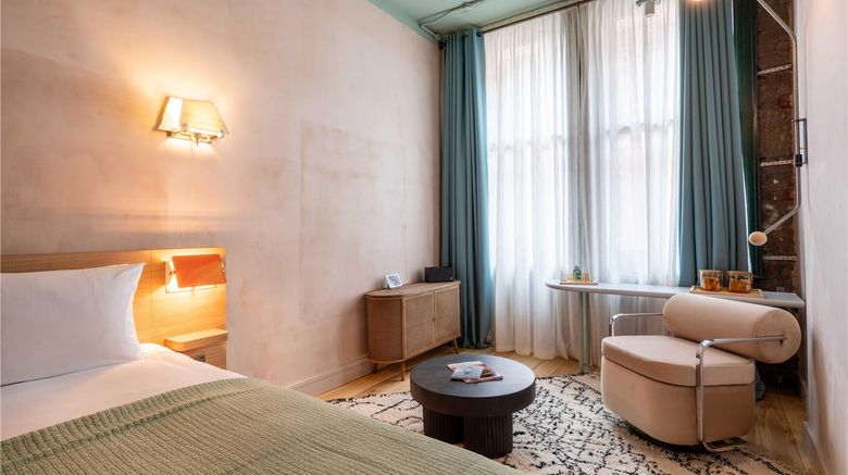 <b>The Alan Room</b>. Images powered by <a href="https://iceportal.shijigroup.com/" title="IcePortal" target="_blank">IcePortal</a>.