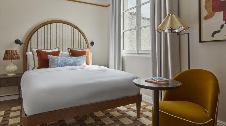 <b>Le Grand Hotel Cayre Room</b>. Images powered by <a href="https://iceportal.shijigroup.com/" title="IcePortal" target="_blank">IcePortal</a>.