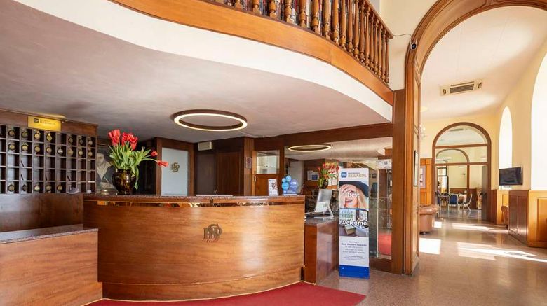 <b>Hotel Shelley Delle Palme Lobby</b>. Images powered by <a href="https://iceportal.shijigroup.com/" title="IcePortal" target="_blank">IcePortal</a>.