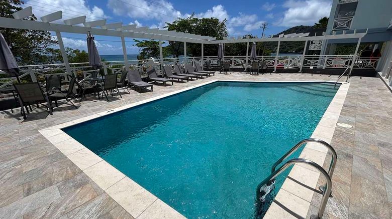 <b>Manta Lodge Pool</b>. Images powered by <a href="https://iceportal.shijigroup.com/" title="IcePortal" target="_blank">IcePortal</a>.