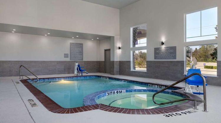 Spark by Hilton Nacogdoches Pool