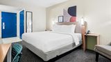 Spark by Hilton Orlando near Universal Room
