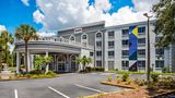 Spark by Hilton Orlando near Universal Exterior