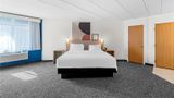Spark by Hilton Cedar Falls Room