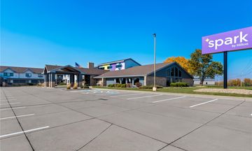 Spark by Hilton Cedar Falls
