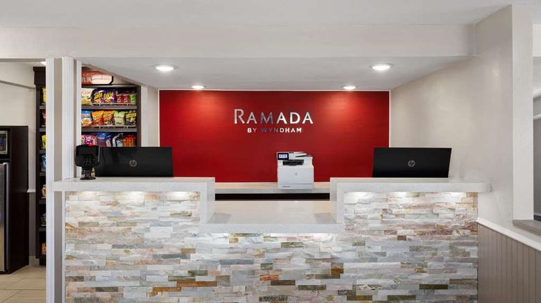 <b>Ramada by Wyndham Medford Airport North Lobby</b>. Images powered by <a href="https://iceportal.shijigroup.com/" title="IcePortal" target="_blank">IcePortal</a>.
